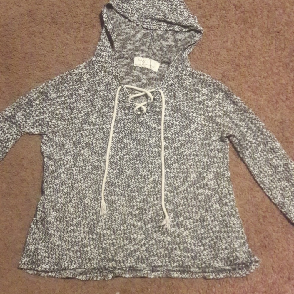 Crossover hoodie